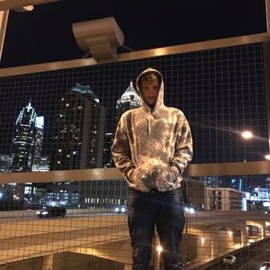 Meet your Posher, Ethan